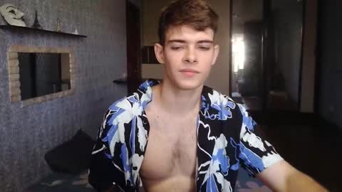 Snapshot of alex_man_01 chatting on 09/22/25, 06:26 Alex online show from 09/22/25, 06:26