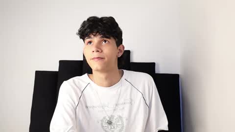 alex_mark_ online show from 09/16/25, 04:52