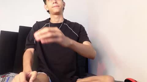 alex_mark_ online show from 11/27/25, 01:35