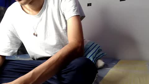 alex_mark_ online show from 04/23/26, 05:15