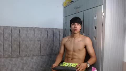 Snapshot of alex_martin47 chatting on 04/18/26, 10:54 alex online show from 04/18/26, 10:54