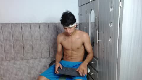 Snapshot of alex_martin47 chatting on 05/05/26, 10:40 alex online show from 05/05/26, 10:40