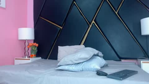 Snapshot of alex_millerss chatting on 10/16/25, 09:27 ALEX online show from 10/16/25, 09:27