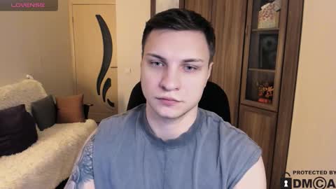 alex_milson online show from 11/22/25, 03:38