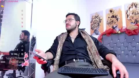 Snapshot of alex_oconner69 chatting on 12/29/24, 08:26 ALEX online show from 12/29/24, 08:26