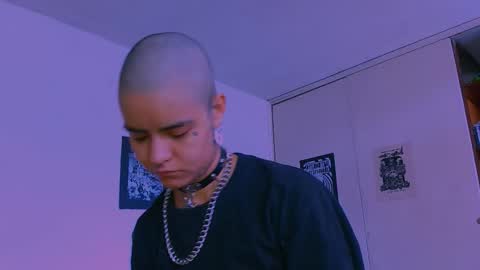 Alex online show from 02/04/26, 06:25