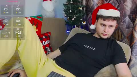 Snapshot of alex_onelove chatting on 12/30/24, 02:08 Alex online show from 12/30/24, 02:08