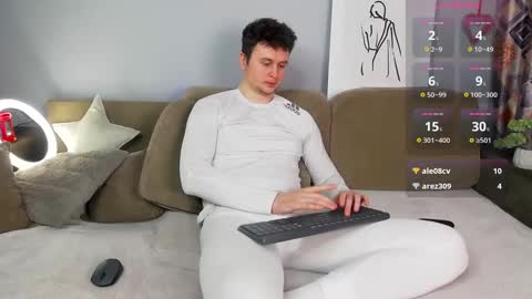 Snapshot of alex_onelove chatting on 03/03/25, 09:55 Alex online show from 03/03/25, 09:55