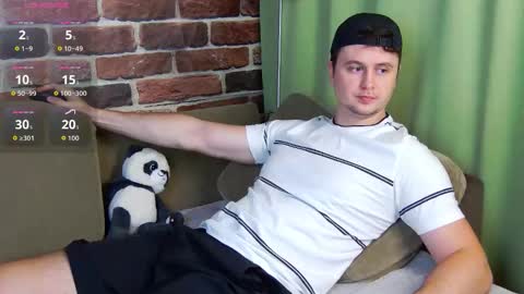 Snapshot of alex_onelove chatting on 10/20/25, 07:31 Alex online show from 10/20/25, 07:31