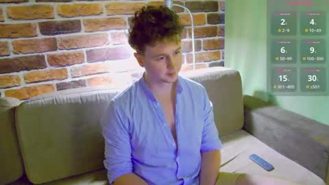 Snapshot of alex_onelove chatting on 06/16/26, 11:46 Alex online show from 06/16/26, 11:46