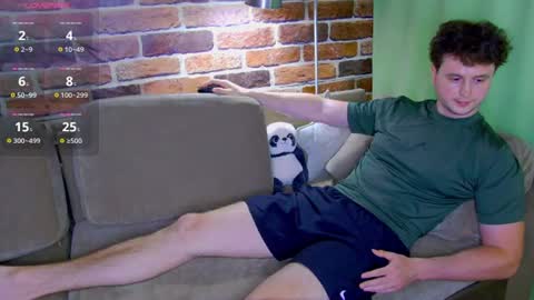 Snapshot of alex_onelove chatting on 06/28/26, 11:38 Alex online show from 06/28/26, 11:38