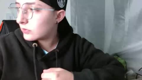 Alex Parker online show from 04/24/26, 01:08