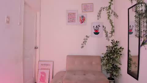 Snapshot of alex_saeli chatting on 06/12/26, 07:02 alexis online show from 06/12/26, 07:02