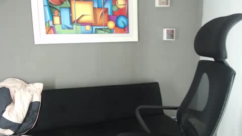 Snapshot of alex_saints_ce chatting on 02/16/25, 08:33 Alex Saints online show from 02/16/25, 08:33