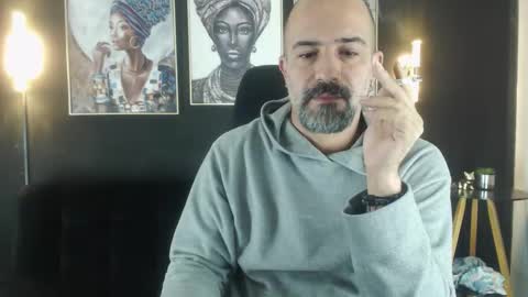 Snapshot of alex_saints_ce chatting on 09/17/25, 11:12 Alex Saints online show from 09/17/25, 11:12