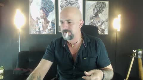 Snapshot of alex_saints_ce chatting on 10/06/25, 02:09 Alex Saints online show from 10/06/25, 02:09