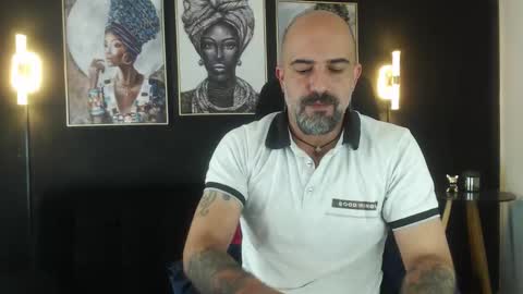 Snapshot of alex_saints_ce chatting on 10/14/25, 03:02 Alex Saints online show from 10/14/25, 03:02