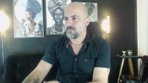 Snapshot of alex_saints_ce chatting on 10/20/25, 12:44 Alex Saints online show from 10/20/25, 12:44