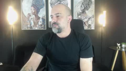 Snapshot of alex_saints_ce chatting on 10/23/25, 10:14 Alex Saints online show from 10/23/25, 10:14