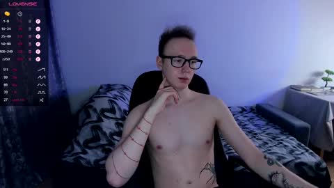 alex_silent online show from 02/11/25, 01:51