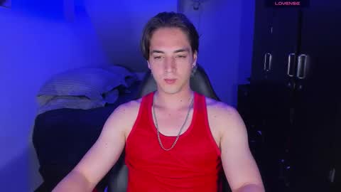 Snapshot of alex_smith0 chatting on 09/20/25, 02:23 online show from 09/20/25, 02:23