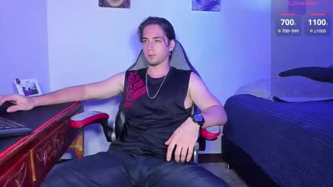 Snapshot of alex_smith0 chatting on 10/02/25, 12:17 online show from 10/02/25, 12:17