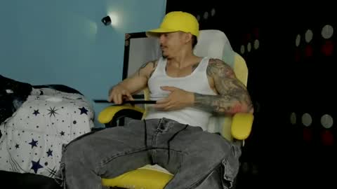 alex_sthorm online show from 09/28/25, 05:24