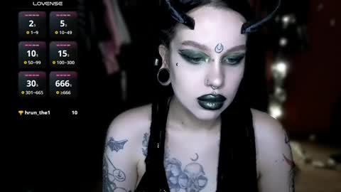 Snapshot of alex_succubus chatting on 05/22/26, 11:27 Alex Succubus online show from 05/22/26, 11:27