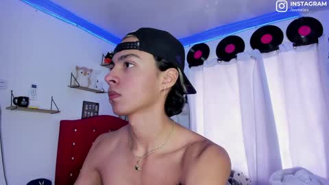 Alex online show from 12/30/24, 03:57