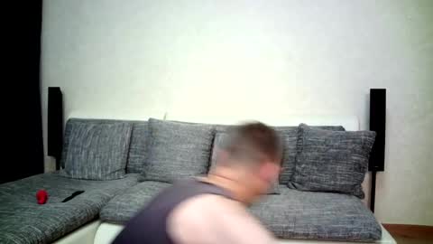 Snapshot of alex_tobey chatting on 10/16/25, 02:45 Alex and Tobey online show from 10/16/25, 02:45