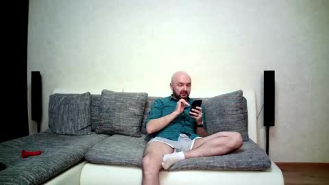 Alex and Tobey online show from 02/08/26, 04:49