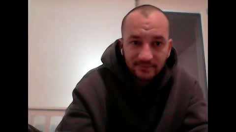 Snapshot of alex_vlad chatting on 02/25/26, 04:33 Alexandru online show from 02/25/26, 04:33