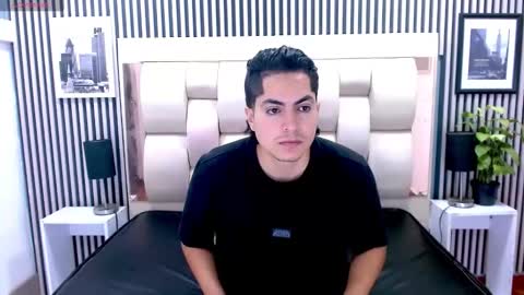 you wolft hehe  online show from 03/19/26, 12:09