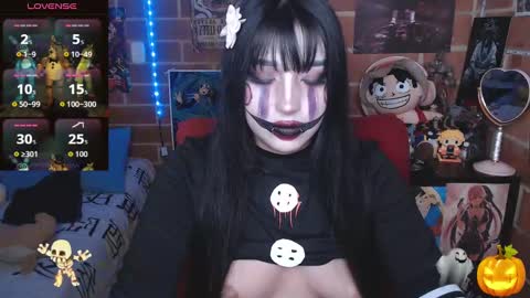 Snapshot of alexa19pretty chatting on 10/31/25, 06:53 ALEXA online show from 10/31/25, 06:53