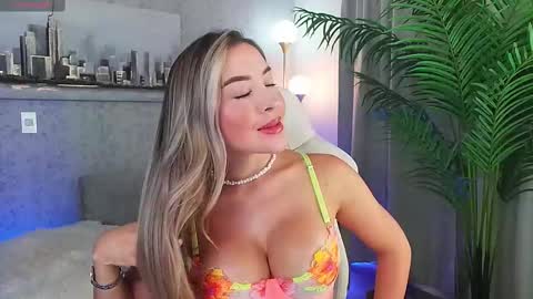 Alejandra online show from 09/12/25, 11:26