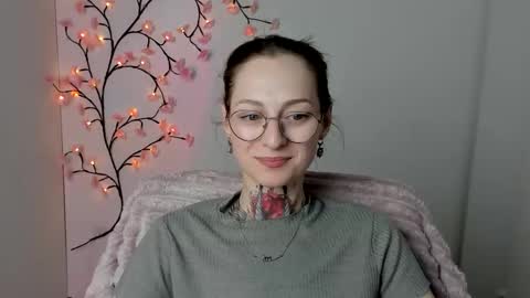 Snapshot of alexa_kittie chatting on 05/04/26, 11:45 Alexa online show from 05/04/26, 11:45