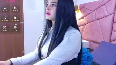 Alexandra online show from 08/06/26, 01:35