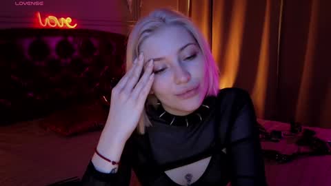 Snapshot of alexa_novak chatting on 12/16/24, 04:45 Alexa online show from 12/16/24, 04:45