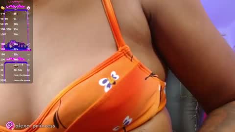 Snapshot of alexa_priincess chatting on 02/10/25, 01:22 online show from 02/10/25, 01:22