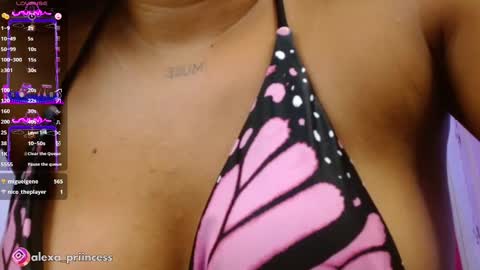 Snapshot of alexa_priincess chatting on 02/14/25, 07:33 online show from 02/14/25, 07:33