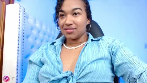 Snapshot of alexa_priincess chatting on 02/25/25, 02:11 online show from 02/25/25, 02:11
