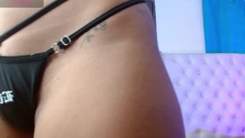 Snapshot of alexa_priincess chatting on 10/29/25, 04:42 online show from 10/29/25, 04:42