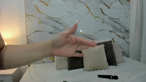 Alexa  online show from 02/21/25, 12:16