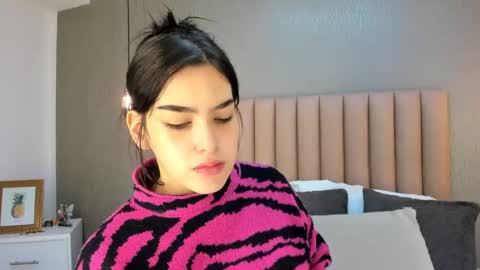 Alexa Thaylor online show from 01/06/25, 02:36