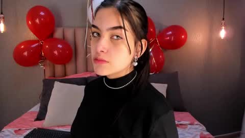 Alexa Thaylor online show from 02/21/25, 03:10