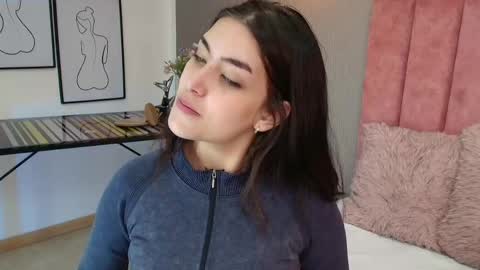 Alexa Thaylor online show from 04/23/26, 04:42