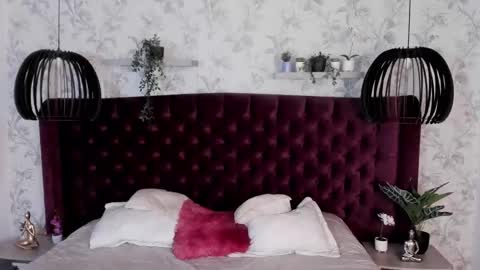 alexa_vandercloude online show from 02/14/25, 09:32