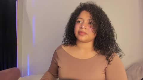 Snapshot of alexaa_swan chatting on 02/20/26, 09:15 alexaa_swan online show from 02/20/26, 09:15