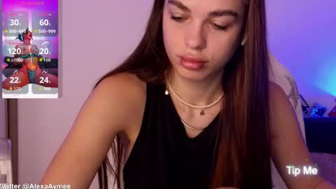 Snapshot of alexaaimee chatting on 11/04/25, 04:33 Alexa online show from 11/04/25, 04:33