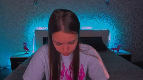 angel online show from 12/11/24, 04:28